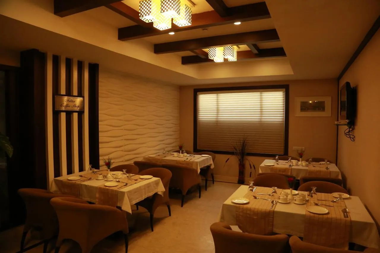 Cochin Seaport Hotels Kochi 3*,  India